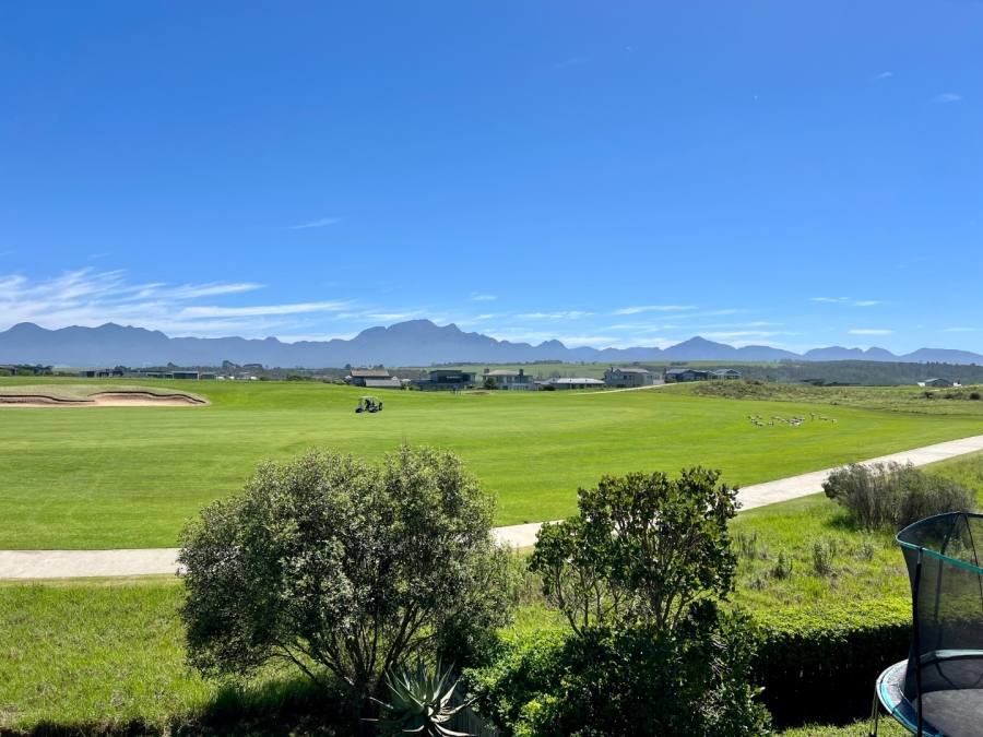 5 Bedroom Property for Sale in Oubaai Western Cape